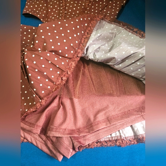 Brown Polka Dot Two-Piece Set - Picture 7 of 7